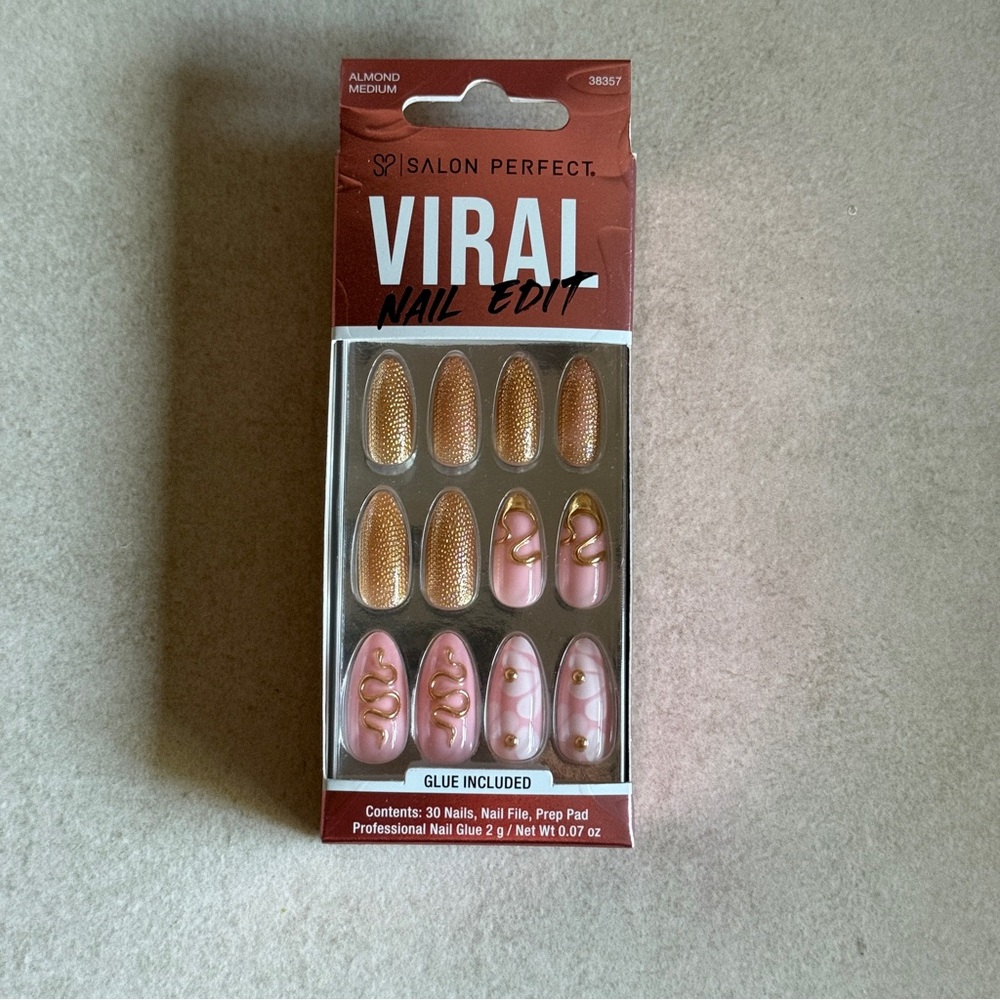 Salon Perfect Viral Nail Edit Almond Medium Press On Nails
